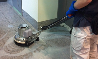 株式会社　丸和　百中社　定期清掃