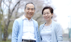 株式会社　丸和　百中社　ご両親の贈り物に